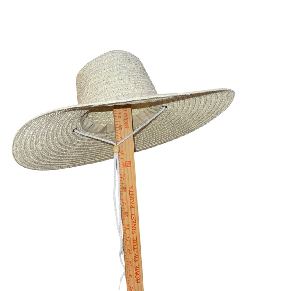 Sun Hat with Drawstring and Wooden Bead Adjuster